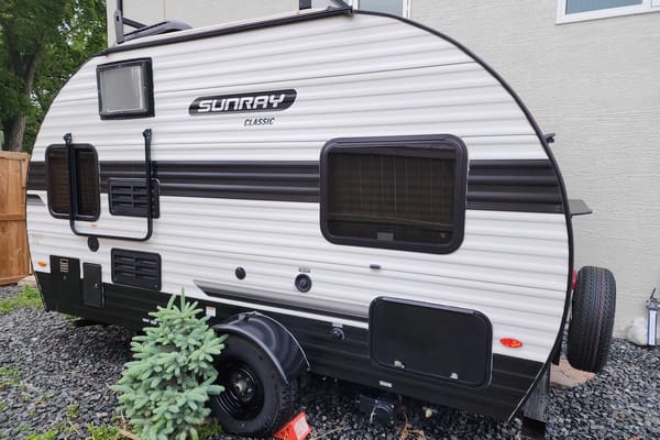 Sunray 149,Very Light Trailer!!!