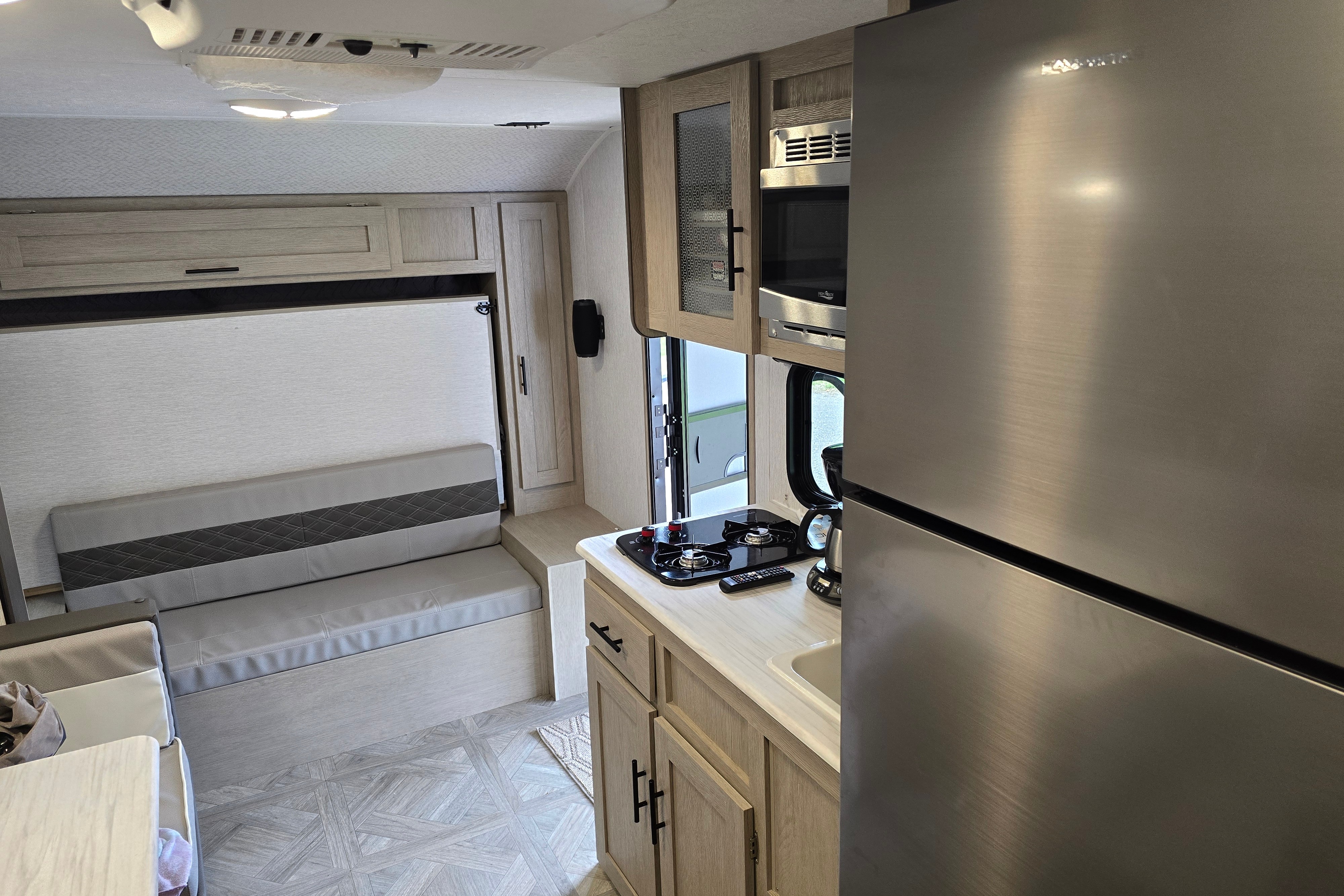 2024 Salem FSX River Forest 23FT Travel Trailer