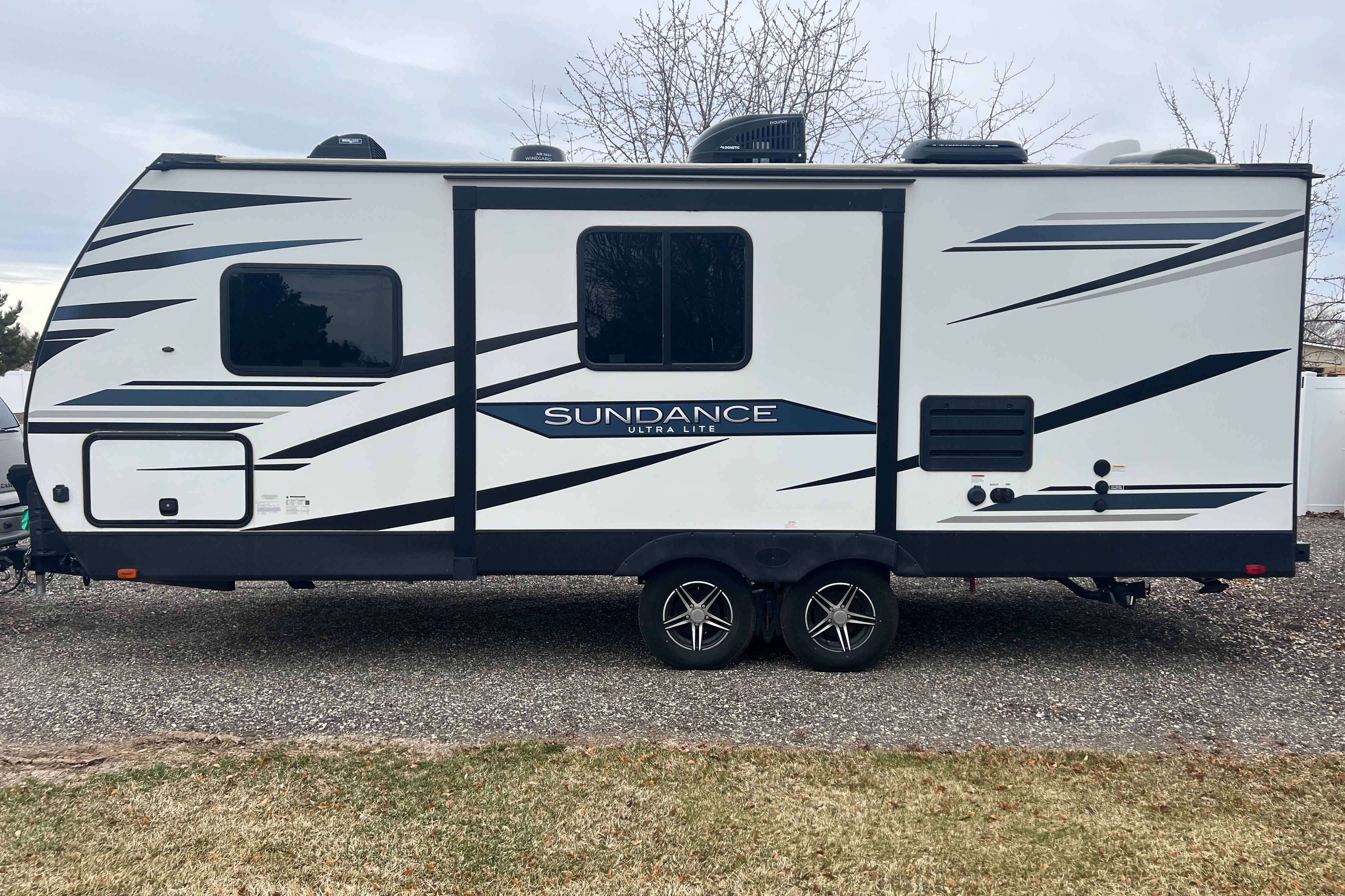 An Explorer’s Nest-Easy 1/2 ton Tow- Sundance Ultra Lite