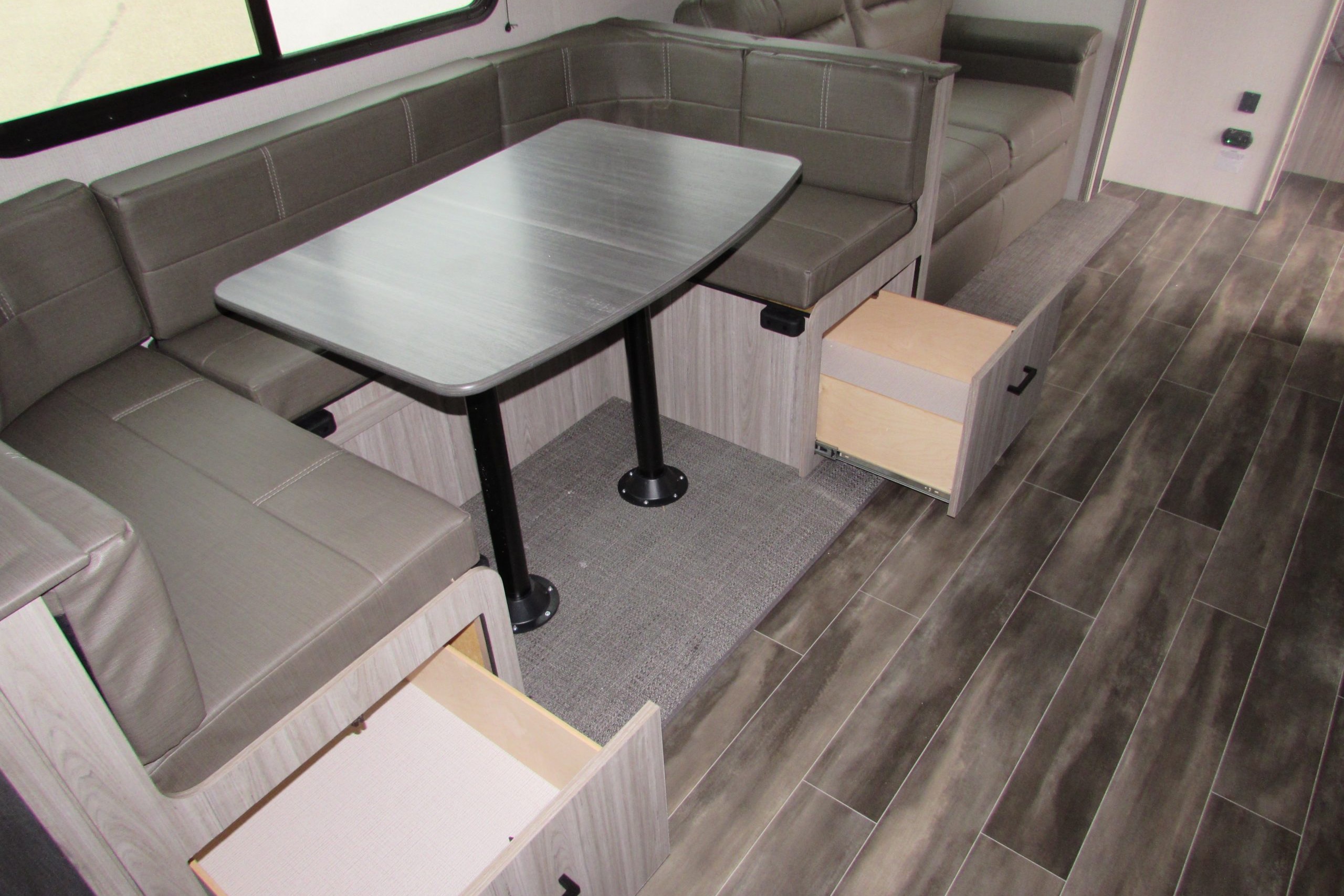 Kelly's Keystone Passport 268BH Travel Trailer