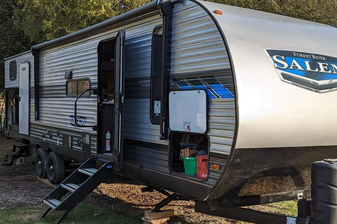 Salem Forest River 32BHDS Travel Trailer