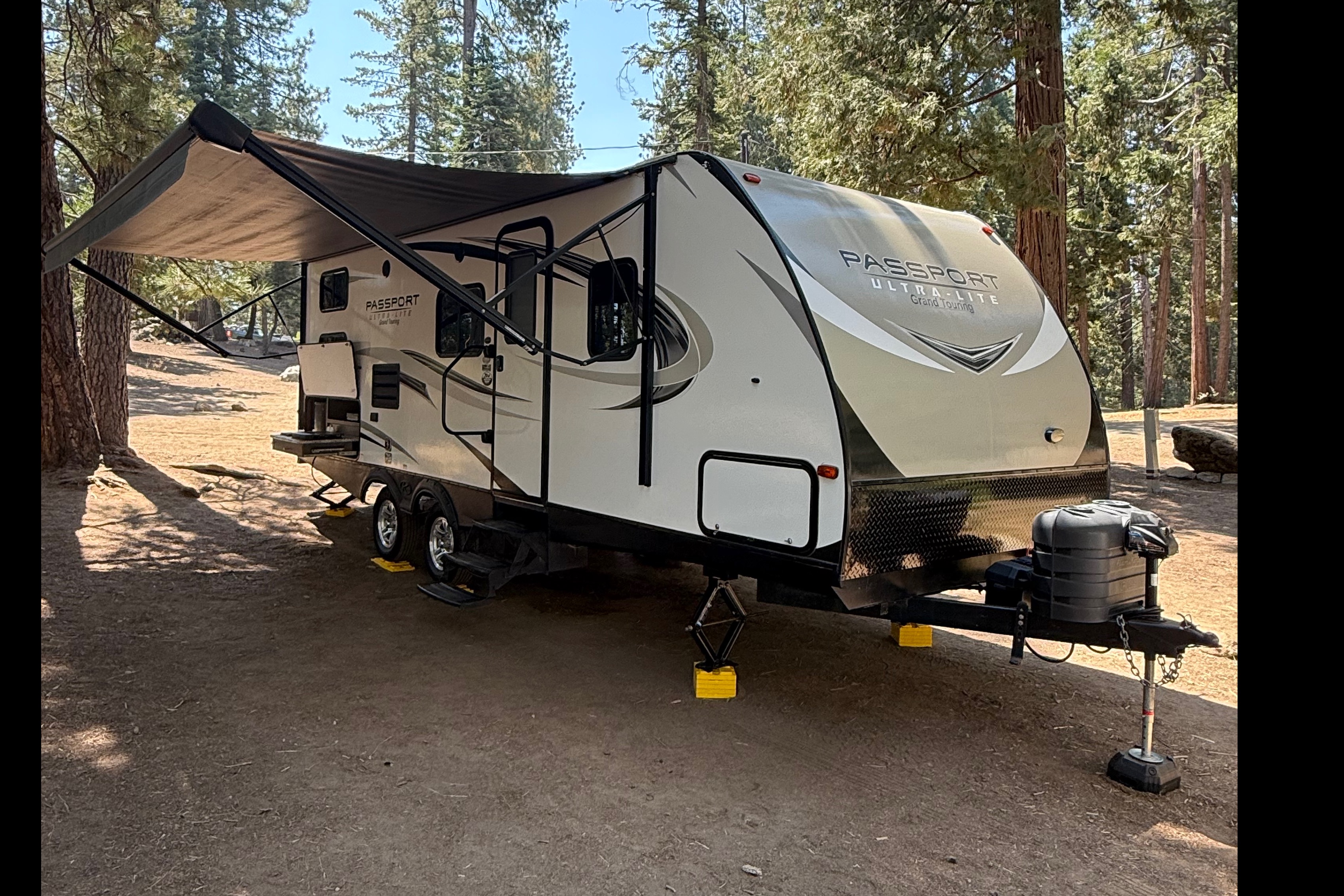 2019 Keystone Passport near Sequoia and Yosemite 