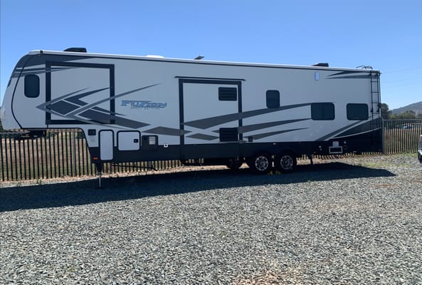 Ramiro's Keystone Impact Fuzion 267 Toy Hauler