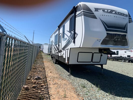 Ramiro's Keystone Impact Fuzion 267 Toy Hauler