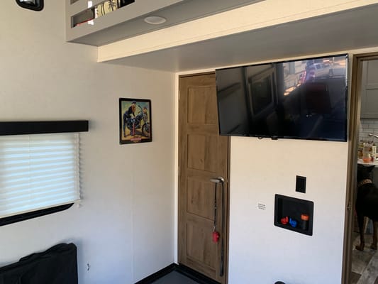 Ramiro's Keystone Impact Fuzion 267 Toy Hauler