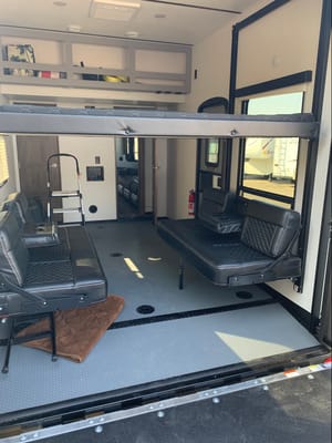 Ramiro's Keystone Impact Fuzion 267 Toy Hauler