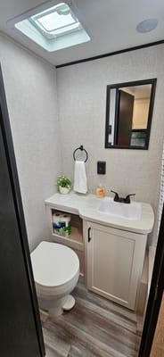 2025 Jayco Jay Flight SLX 210 QB Travel Trailer (Couples or Small Families Trailer)