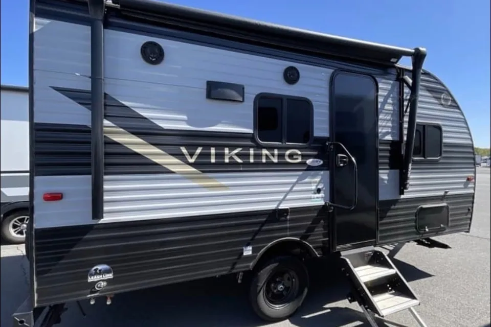 Forest River 162RBU Travel Trailer