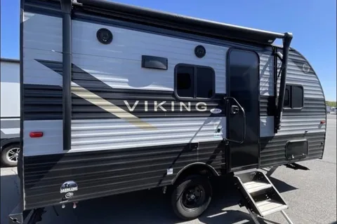 Forest River 162RBU Travel Trailer