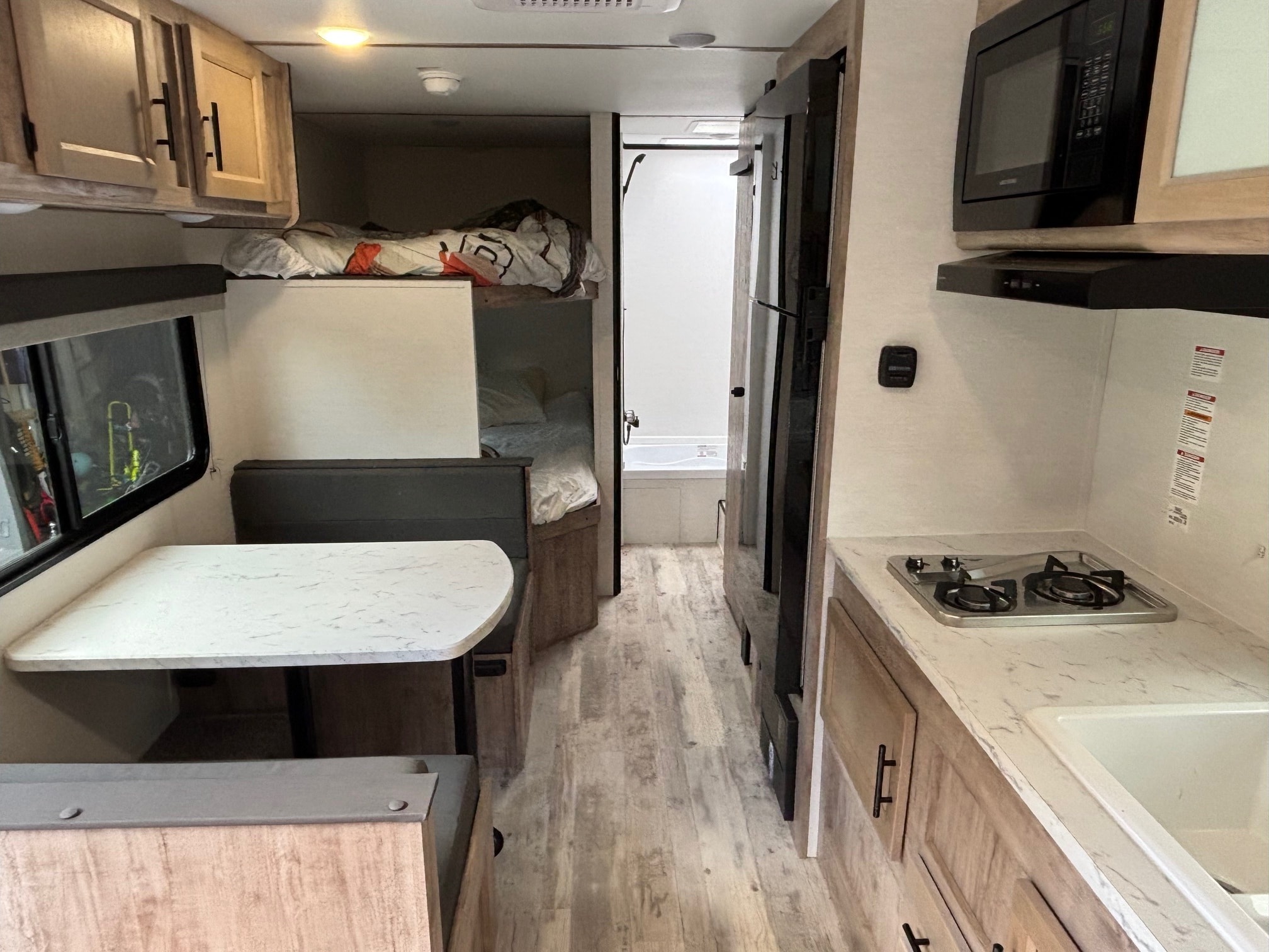 Lance's Grand River 25BH Travel Trailer