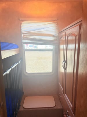 Canyon Cruiser Charlie - Adventure-ready fifth wheel Trailer