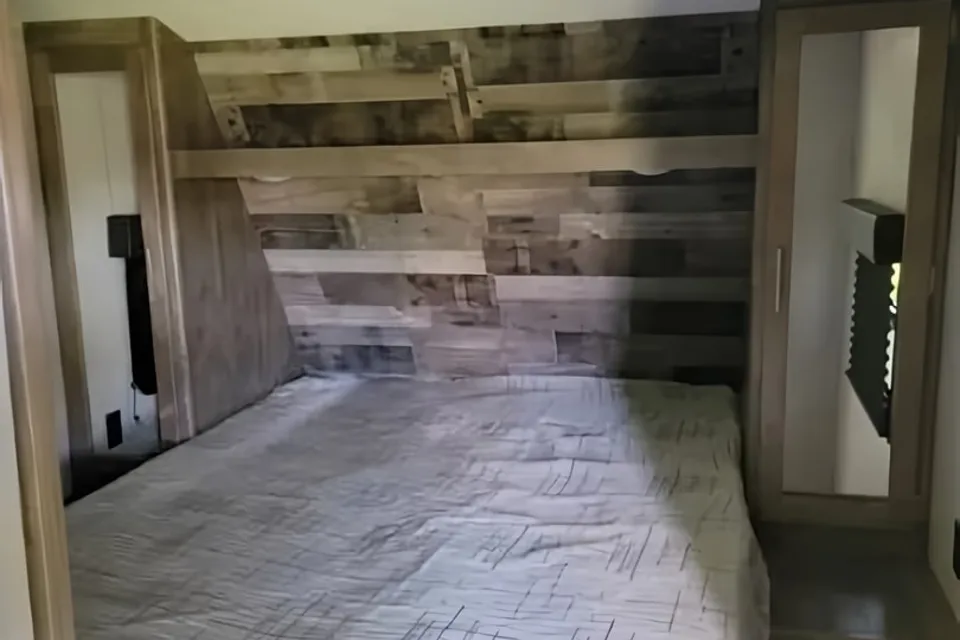 Grant's Dutchmen Aspen Trail 2741BH Travel Trailer