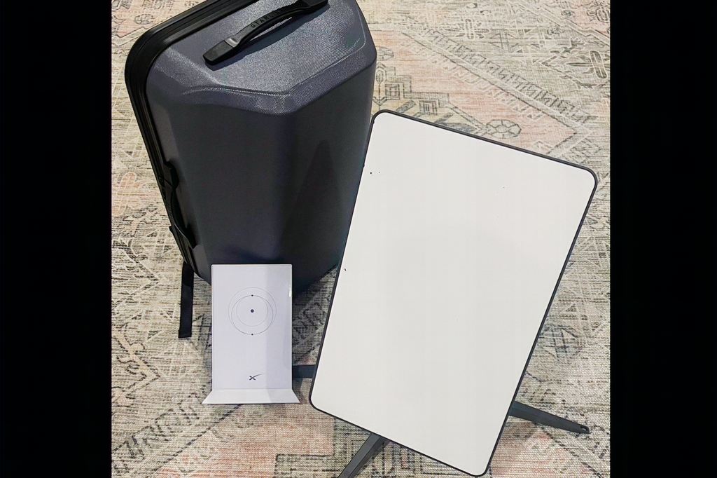Beyond Glamping - Starlink Included - The Silver Spoon