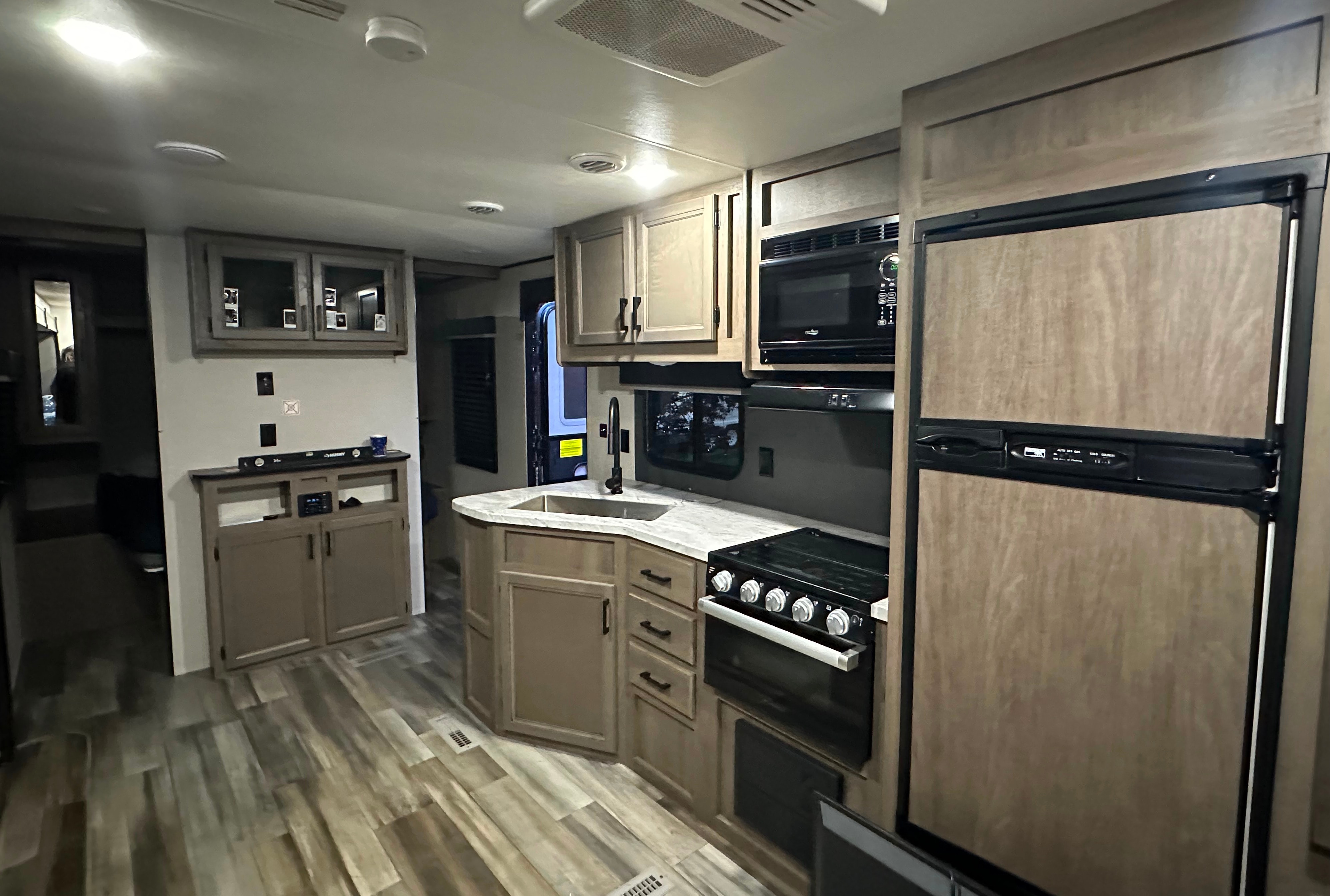 Alex 's Starcraft Autumn ridge  Travel Trailer