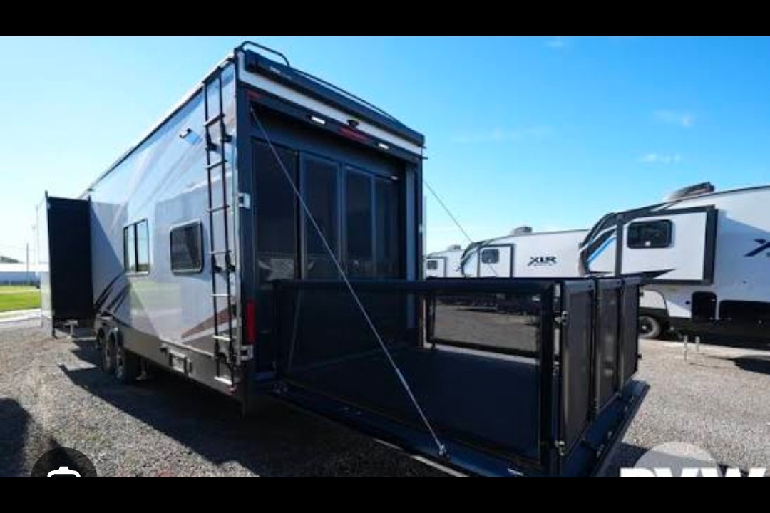 Rich's Forest River Nitro xlr Fifth Wheel