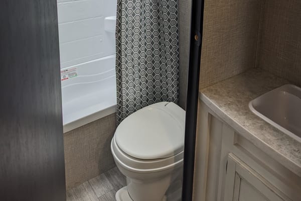 Roaming's 2024 Jayco 261BHS Travel Trailer (NEW!!!)