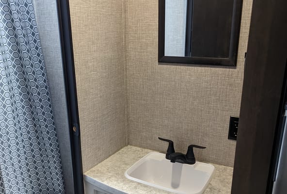 Roaming's 2024 Jayco 261BHS Travel Trailer (NEW!!!)