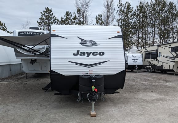 Roaming's 2024 Jayco 261BHS Travel Trailer (NEW!!!)