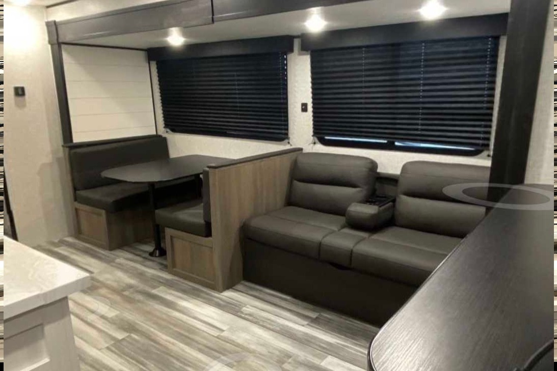 Roaming's 2024 Jayco 261BHS Travel Trailer (NEW!!!)