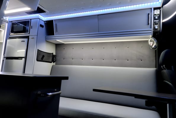 Moonbean, Sprinter Adventure Van 2022