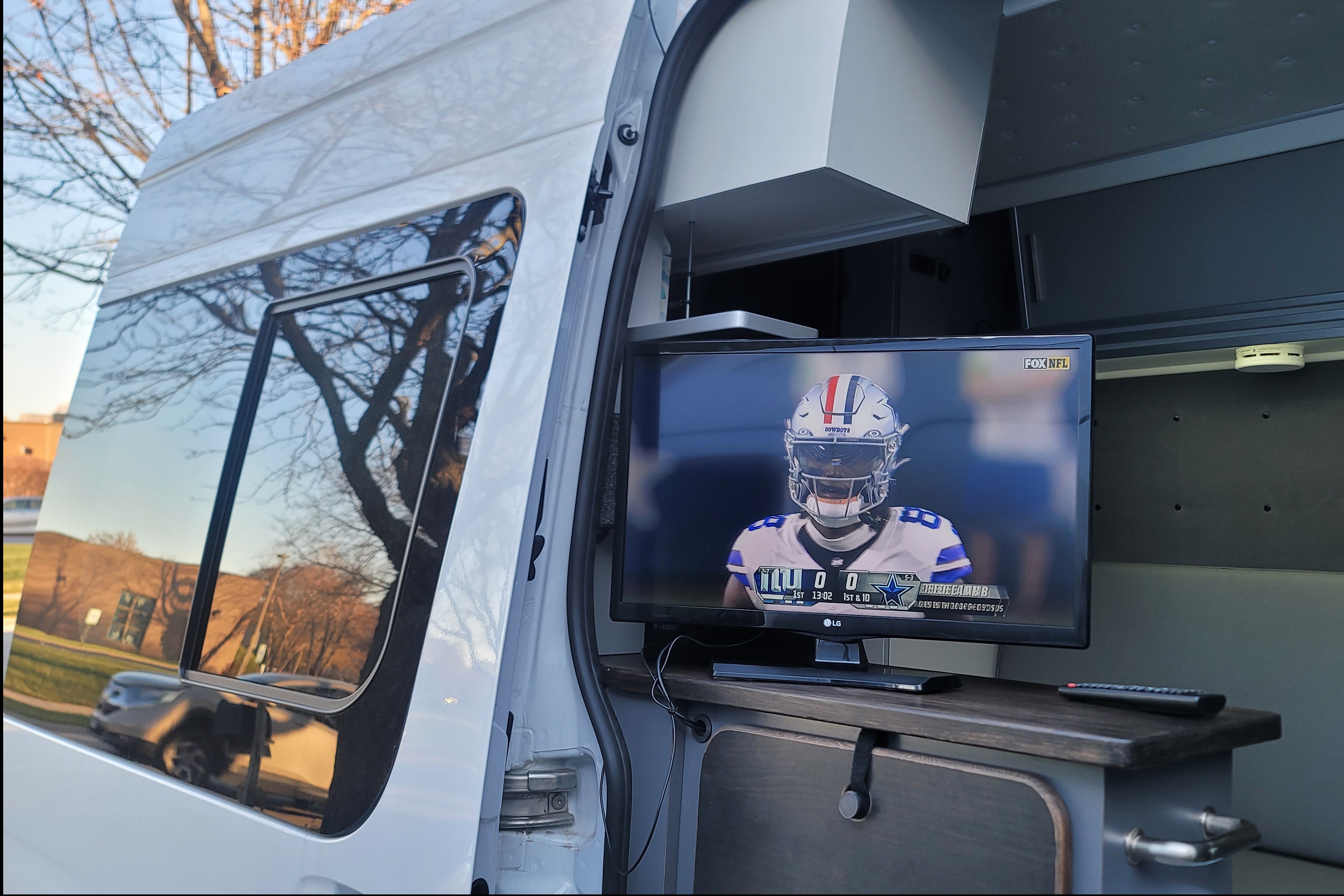 Moonbean, Sprinter Adventure Van 2022