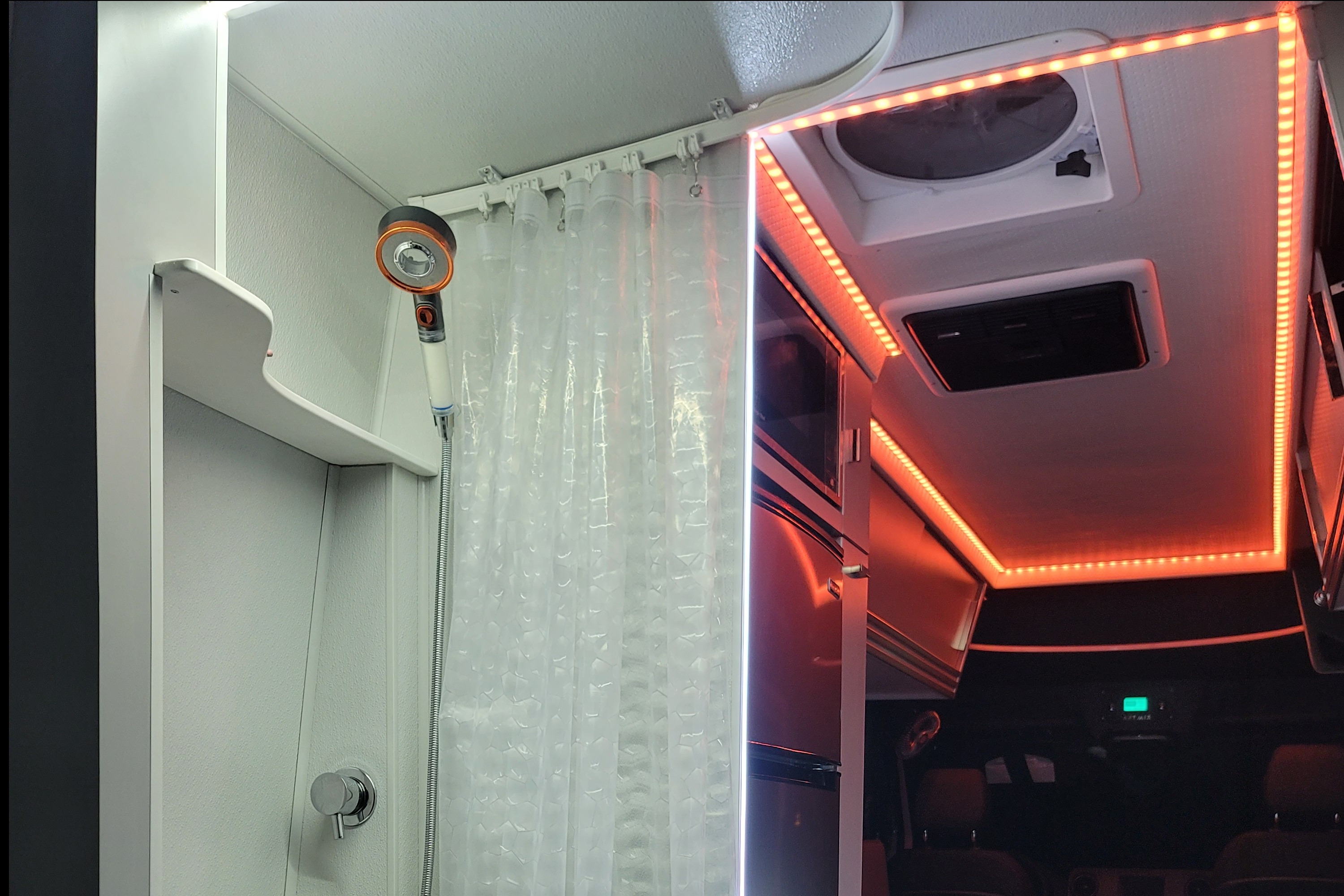 Moonbean, Sprinter Adventure Van 2022