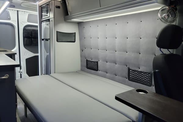 Moonbean, Sprinter Adventure Van 2022