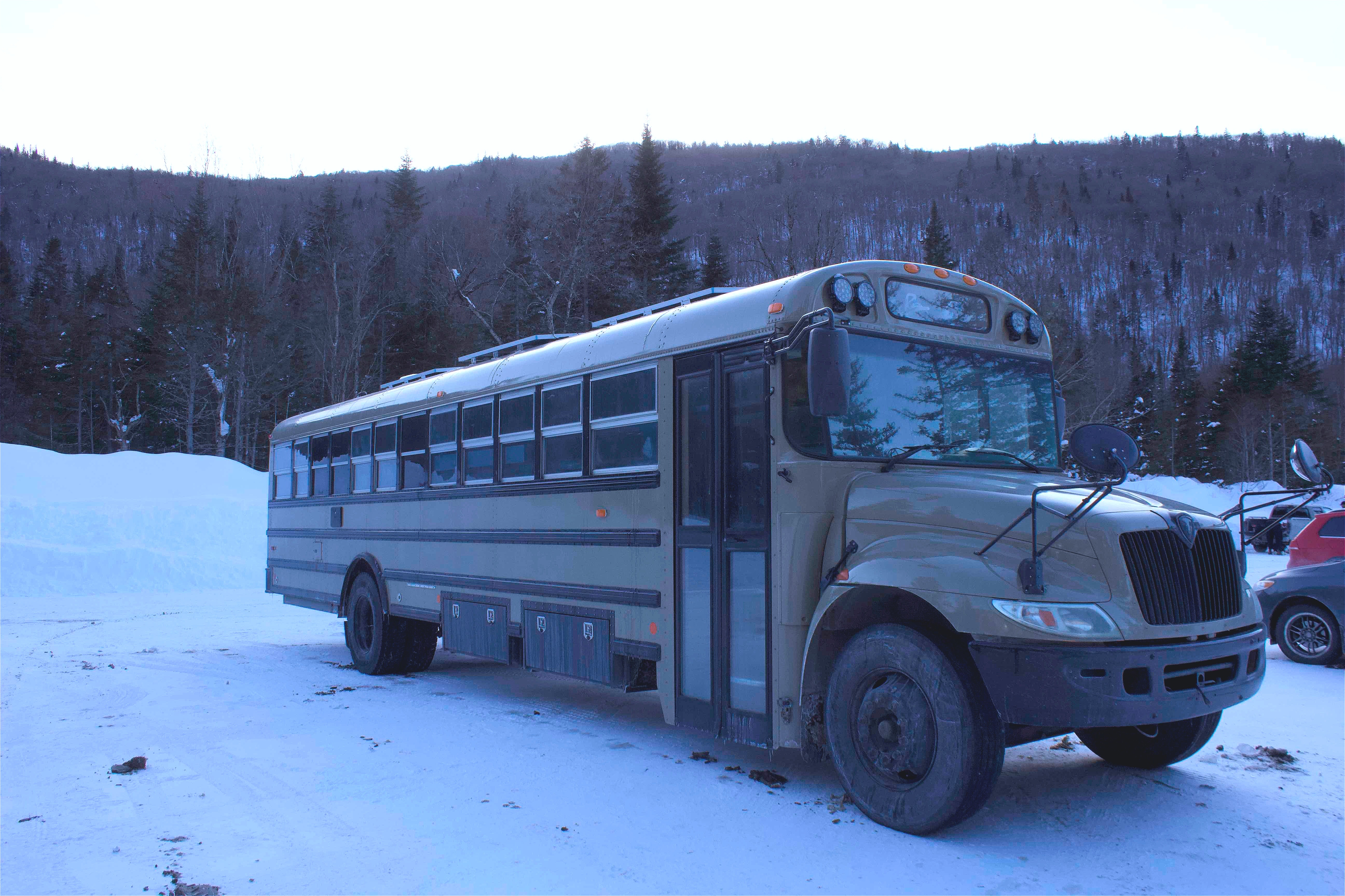 Magnifique Autobus converti 4 saisons! - Aucun permis spécial requis