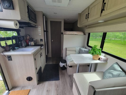 2025 30' Bunk Model Trailer