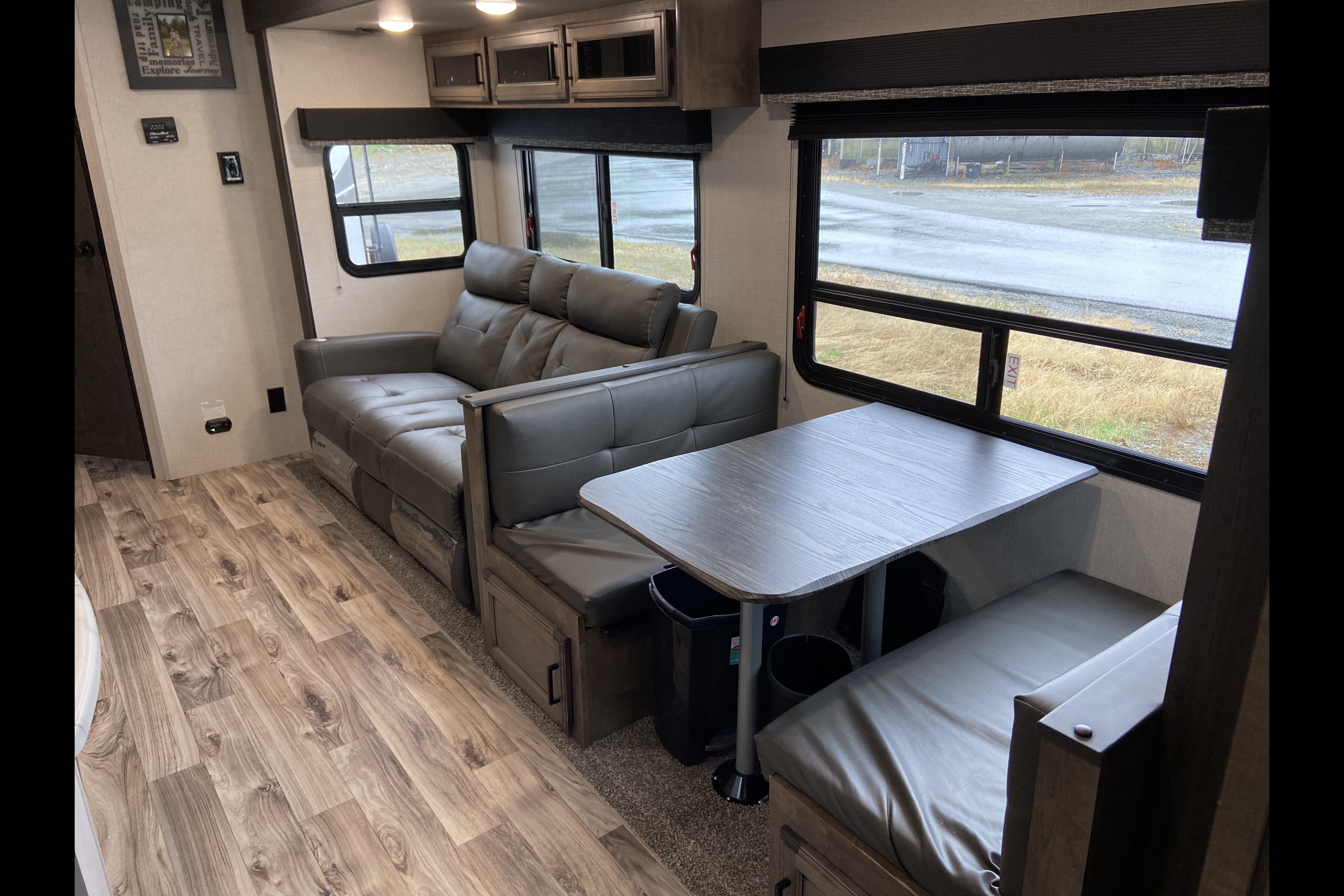 Zach's Venture Sporttrek Travel Trailer