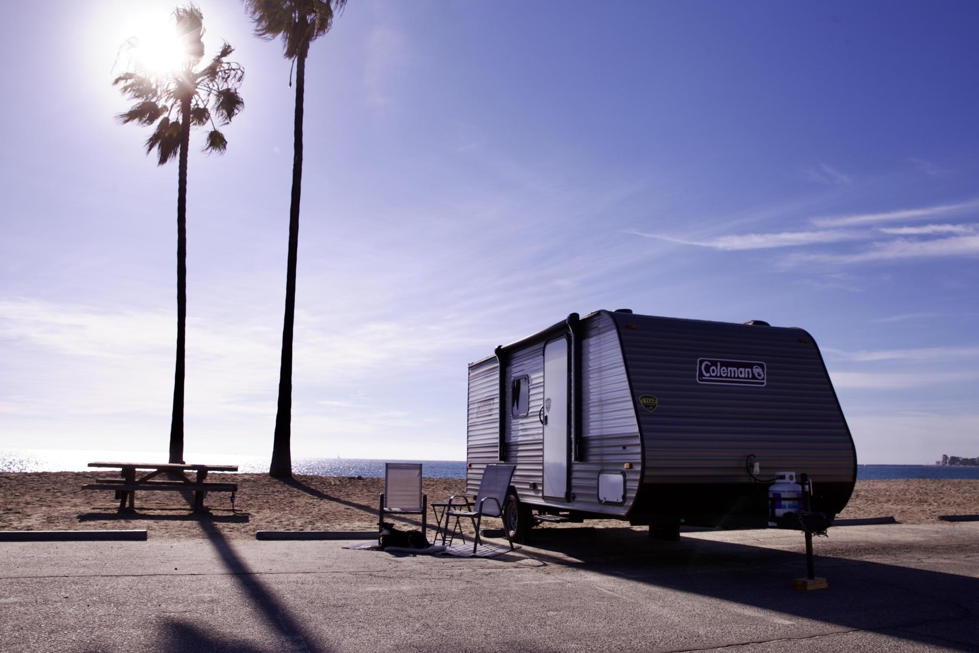 Cozy Beach Camper! *Dog friendly*