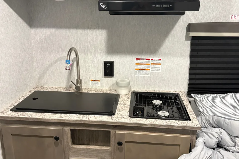 Cory's Sunset Park RV Sunlite LTD 13BH Travel Trailer
