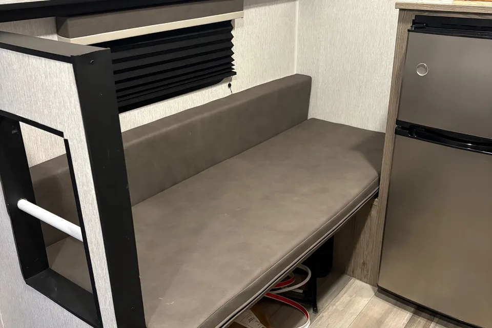 Cory's Sunset Park RV Sunlite LTD 13BH Travel Trailer