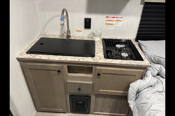 Cory's Sunset Park RV Sunlite LTD 13BH Travel Trailer