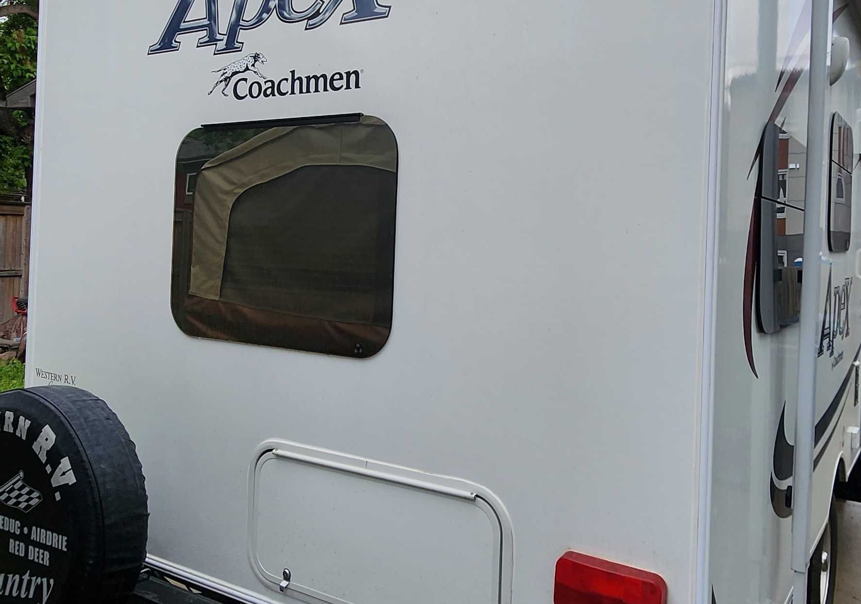 KC Coachmen Apex 18BH