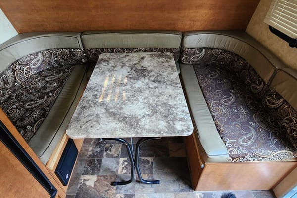 KC Coachmen Apex 18BH