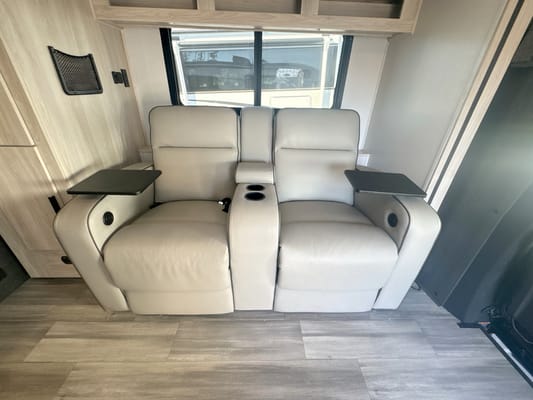 2023 Mercedes-Benz Sprinter / Forest River Sunseeker 2400 MBS Class C