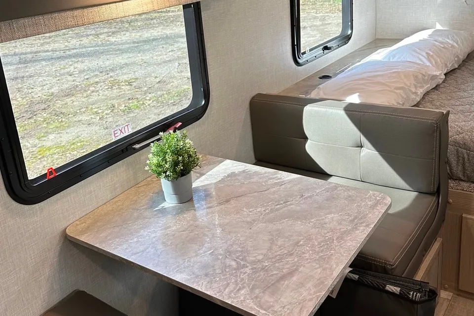Grover ! New E-Pro 19BH  Lite Travel Trailer