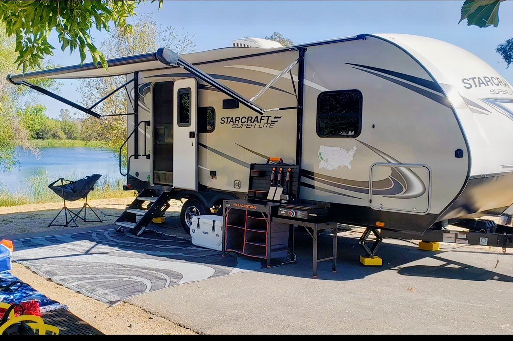 The Hangout Starcraft Super Lite 212FB (DELIVERY ONLY)