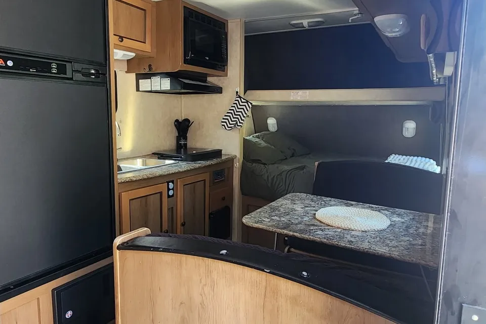 Shadow Cruiser 185 FBR Roulotte