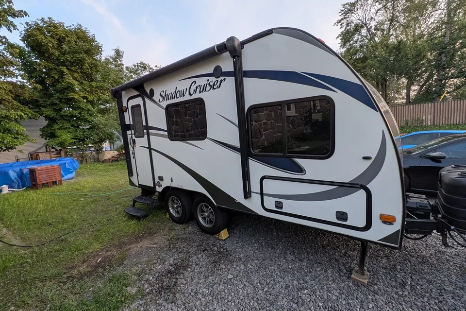 Shadow Cruiser 185 FBR Roulotte