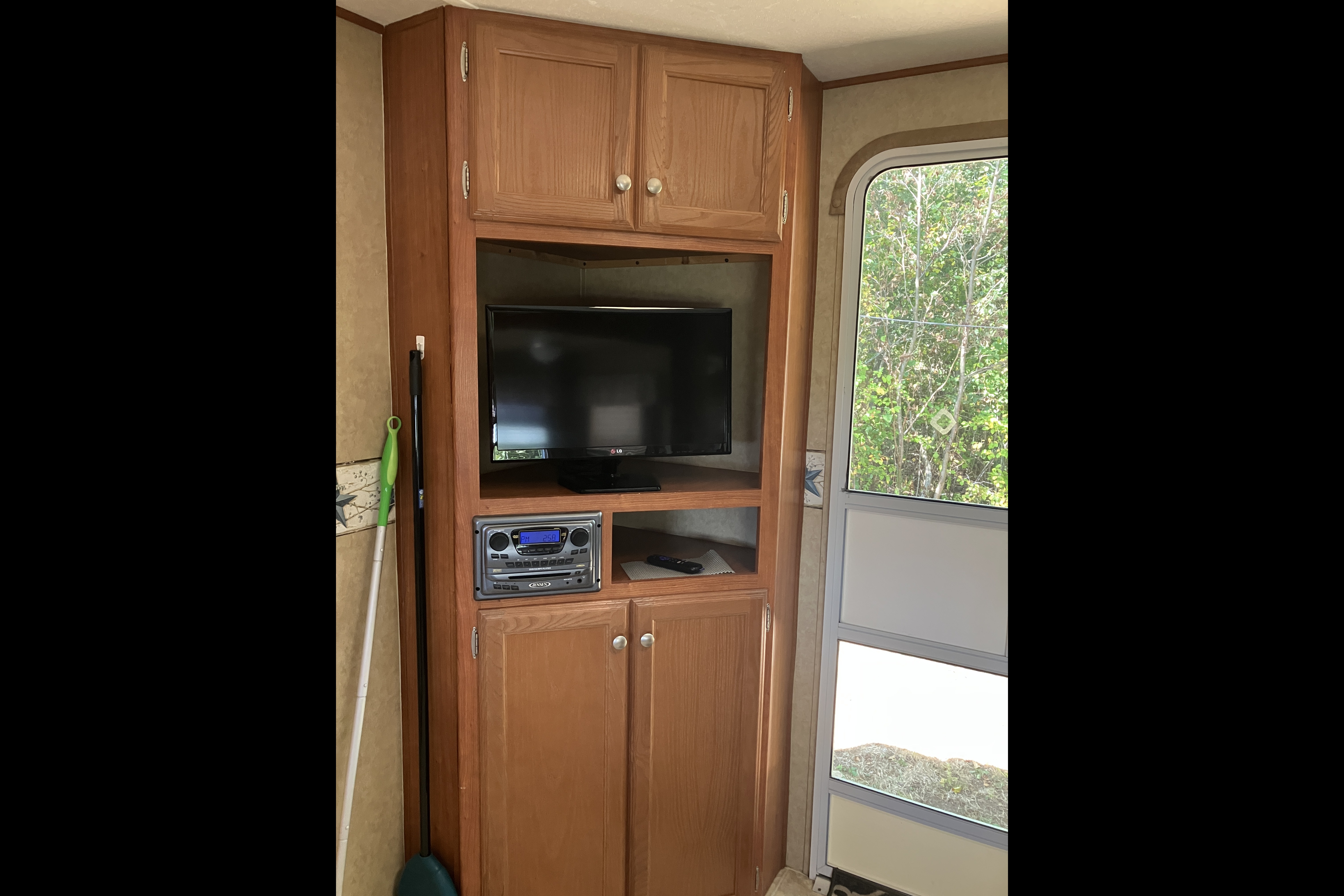 Happy Place R-Vision Trail Bay Travel Trailer