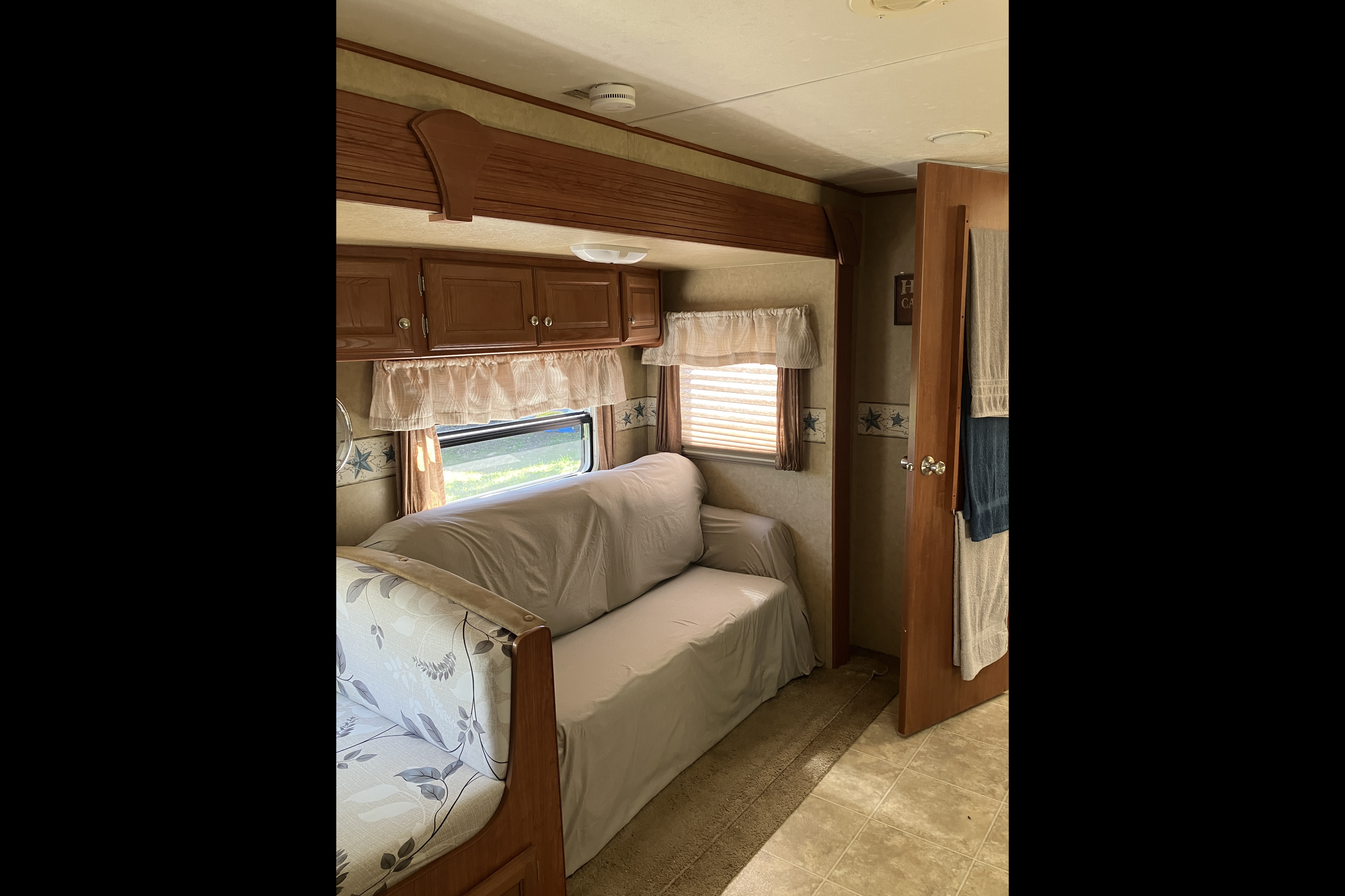 Happy Place R-Vision Trail Bay Travel Trailer