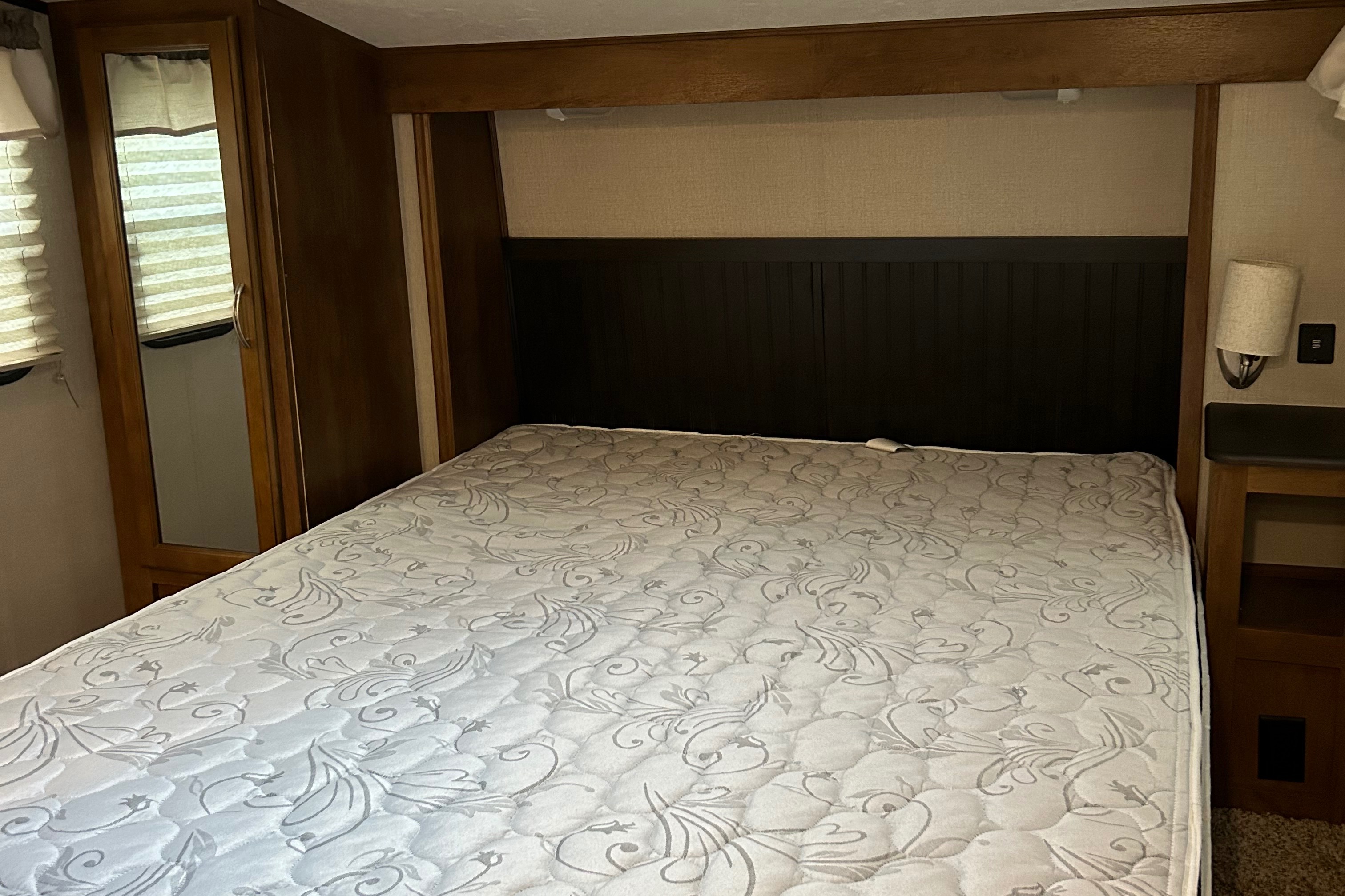 Jeff's Coachmen Chaparral lite Fifth Wheel