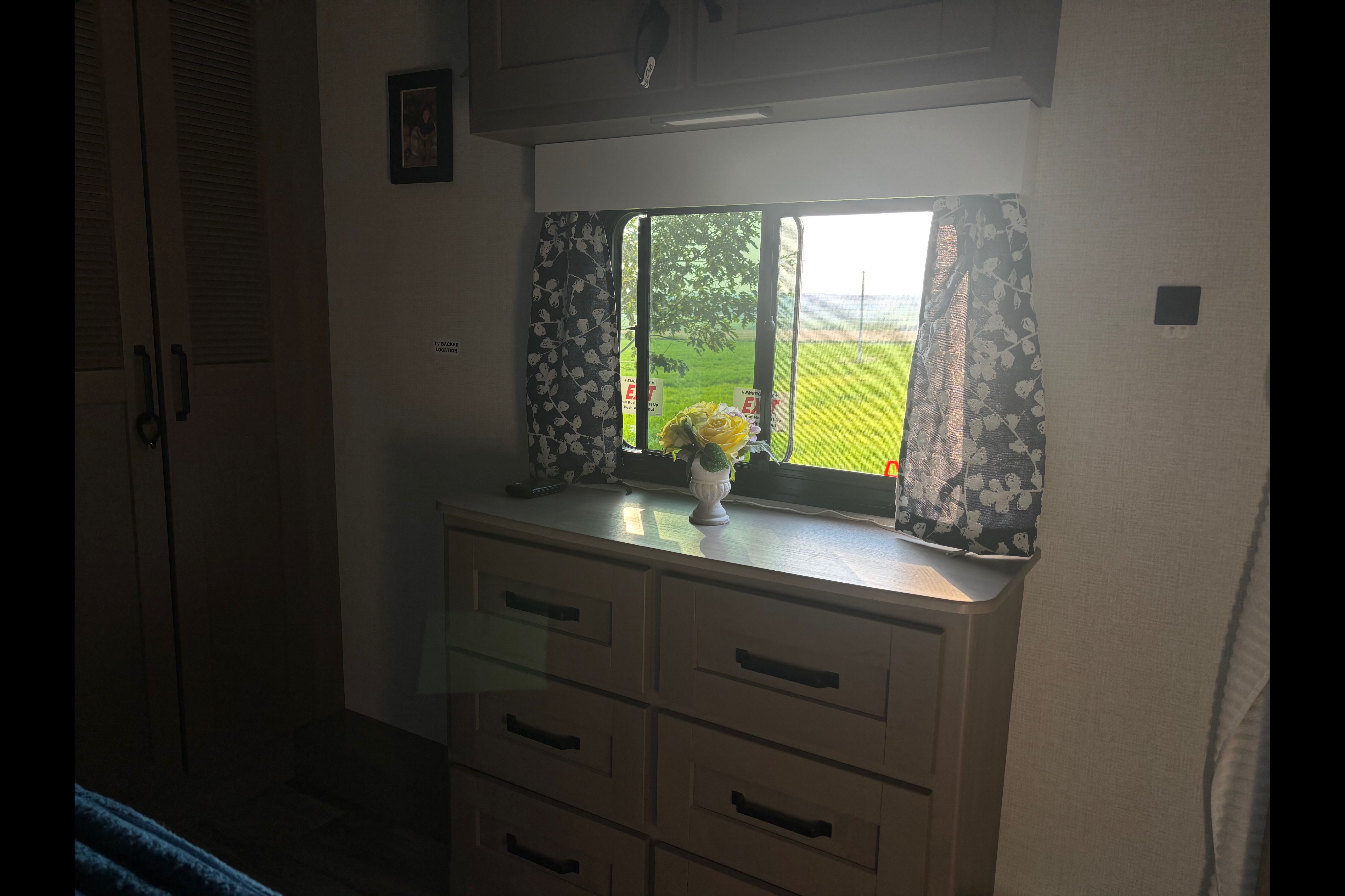 Pristine 2025 Grand Design Reflection 337 Fifth Wheel