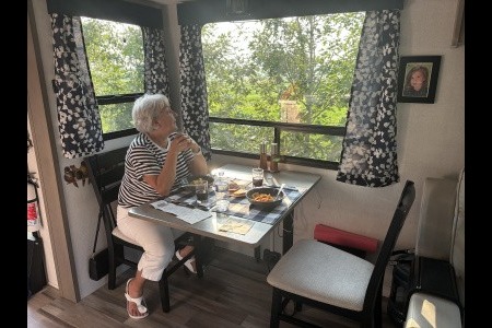 Pristine 2025 Grand Design Reflection 337 Fifth Wheel