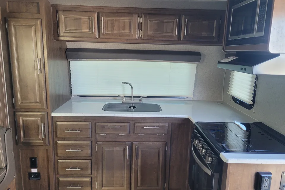 V & S Forest River Mini lite Travel Trailer