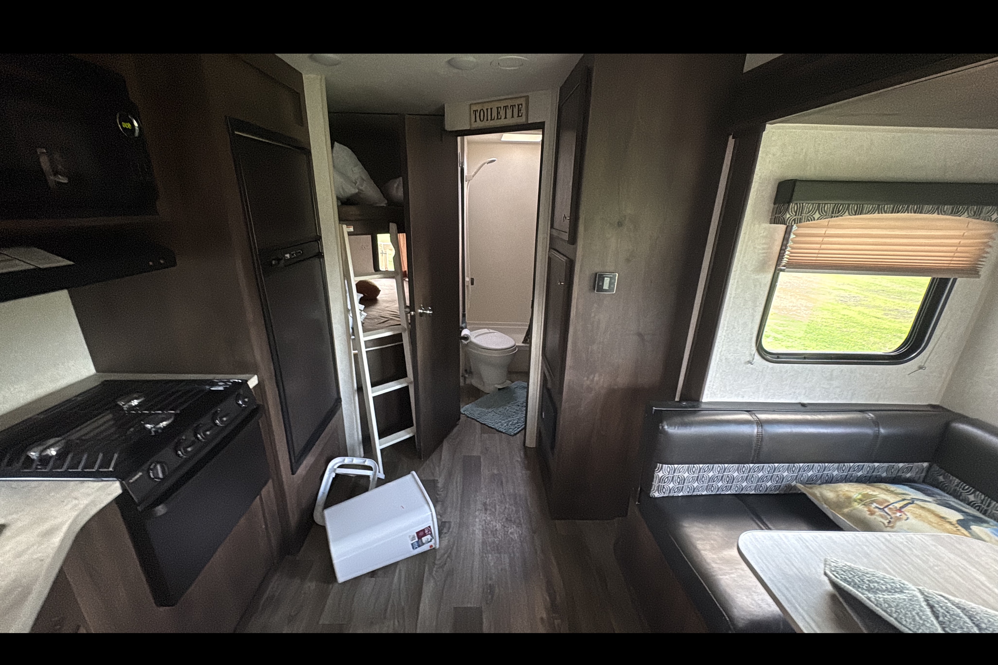 Brett's Starcraft Autumn Ridge Outfitter Travel Trailer