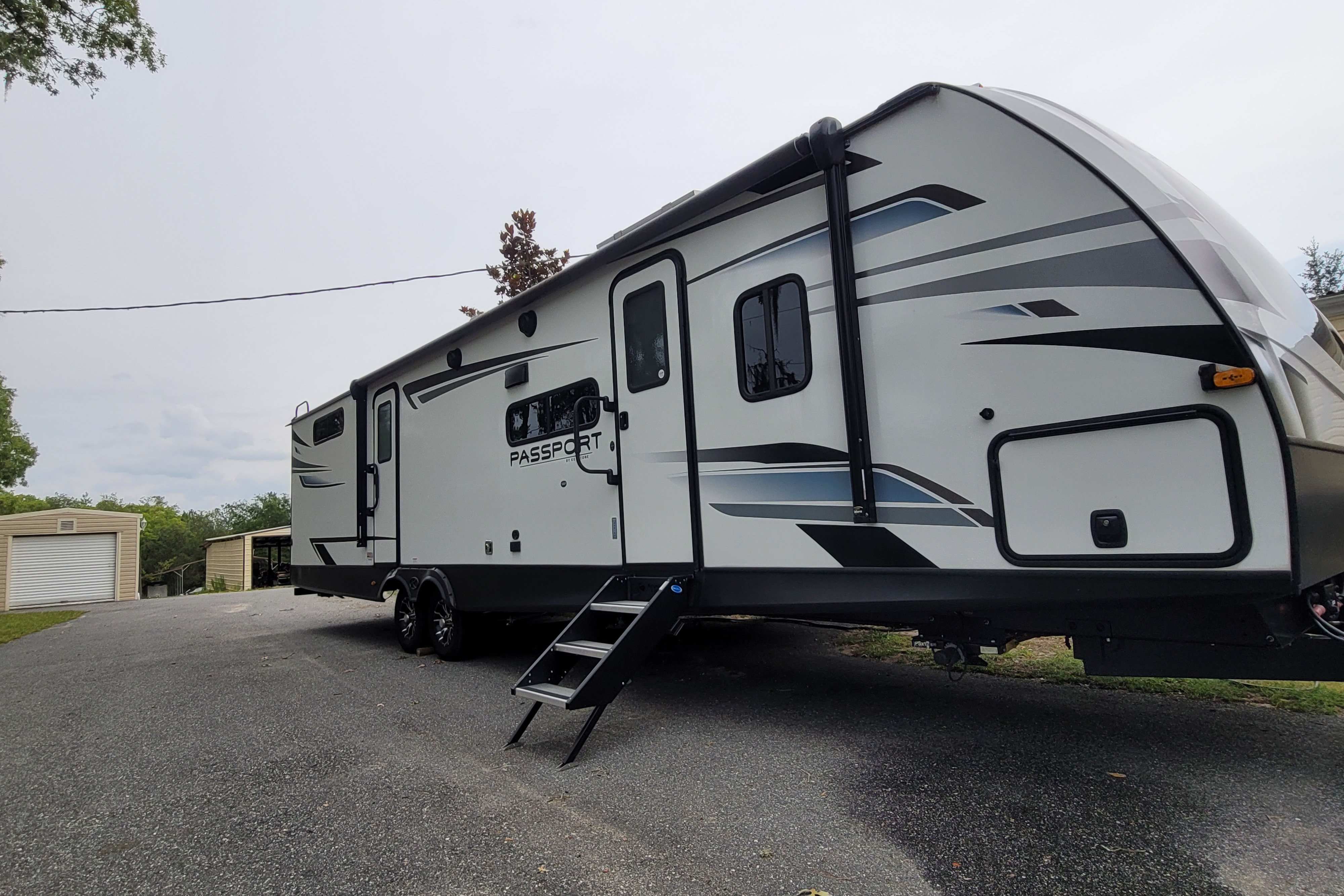 "The Quadrants" 2 BR / Sleeps 12