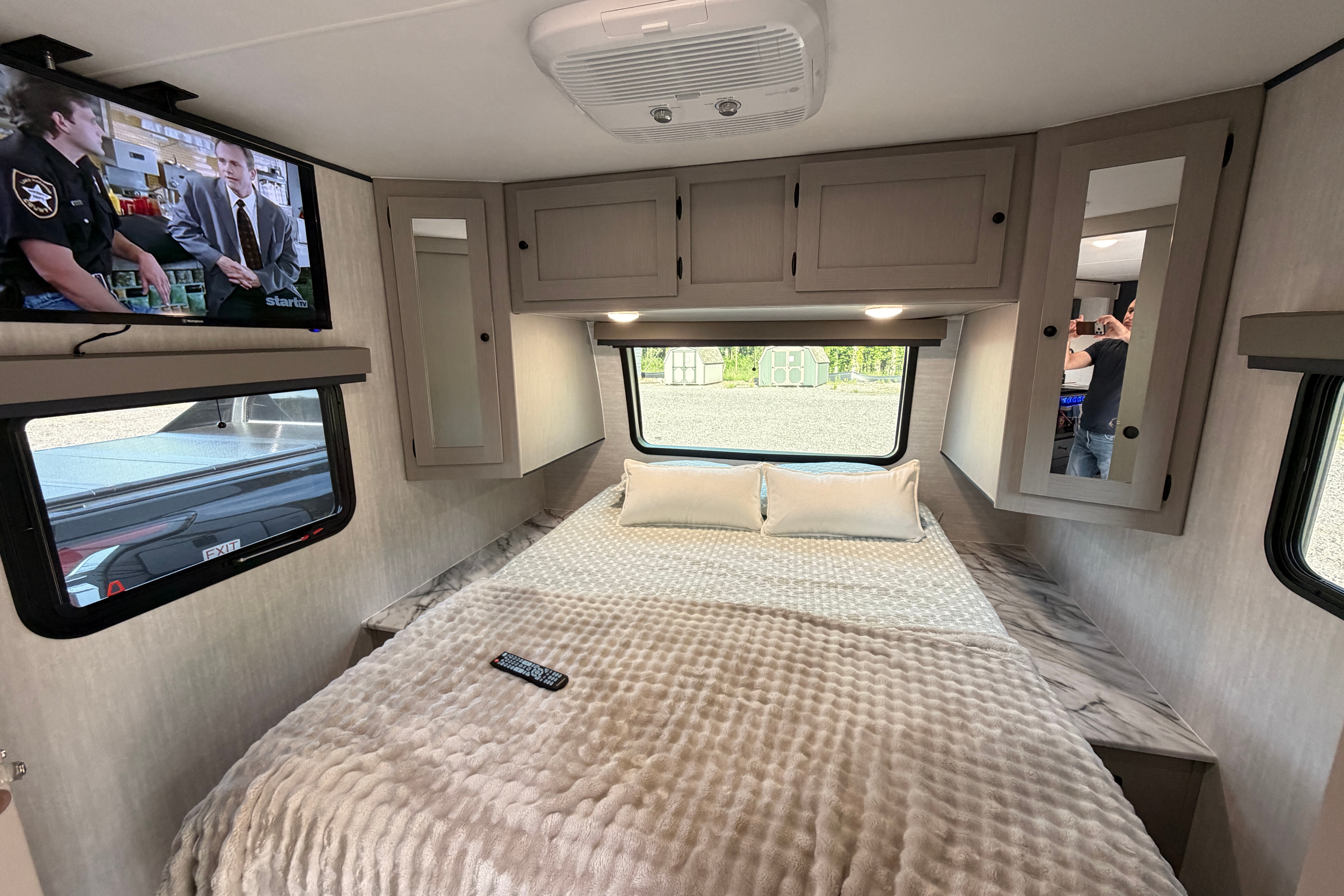 Dan's Coachmen Apex 300BHS Travel Trailer